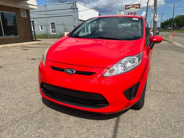 2013 Ford Fiesta Hatchback 0