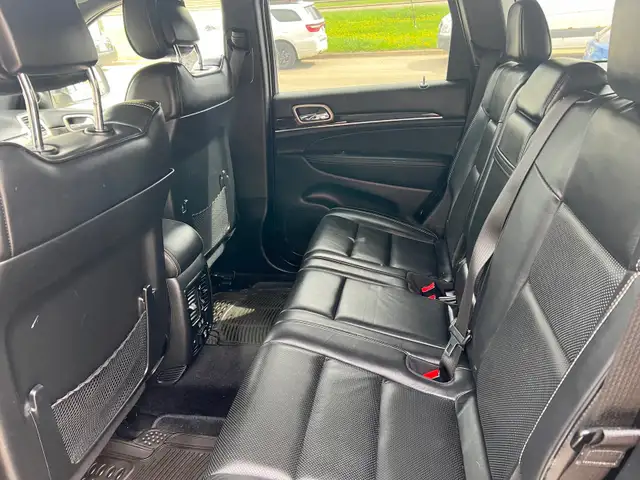 2014 Jeep Grand Cherokee Overlander Diesel 7